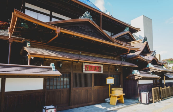 Dogo Onsen Main Building02