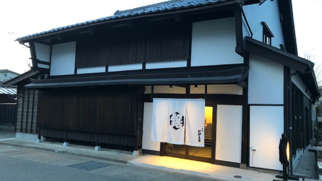 old traditional Japanese architecture Restaurant & Cafe Ogamachi01