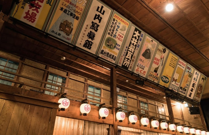 “Eirakukan,” the oldest playhouse in the Kinki region03