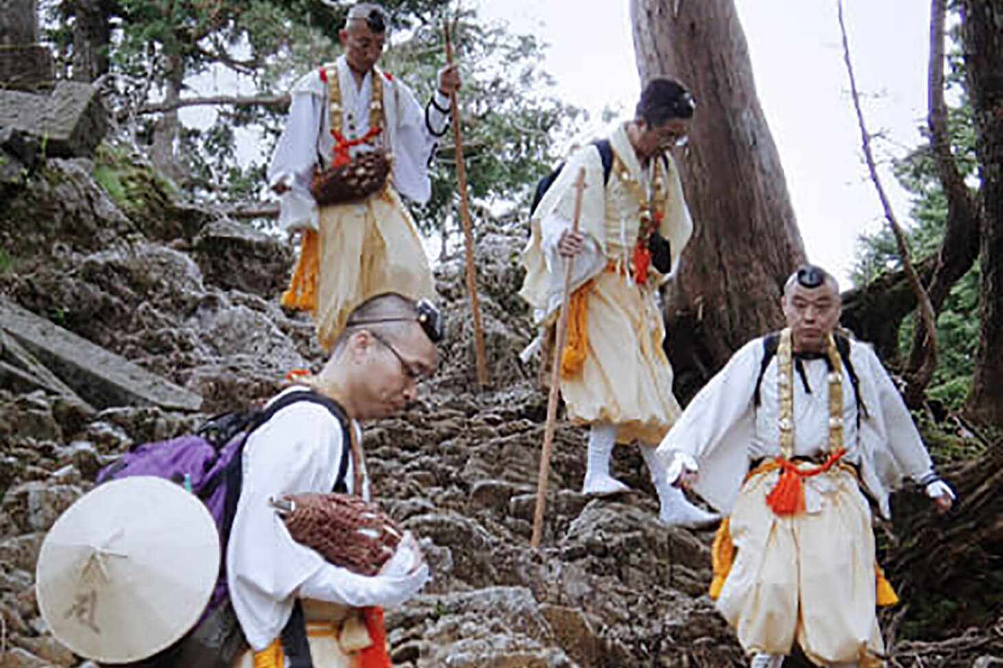 Introduction to Shugendo by wearing Yamabushi costume