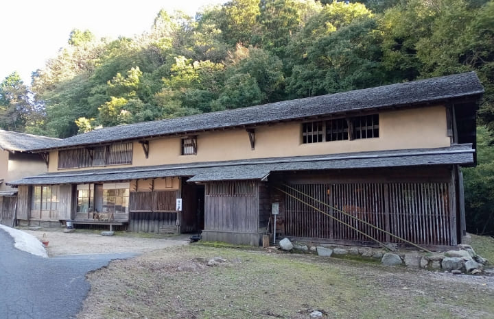 菅谷高殿/山内生活伝承館外観②