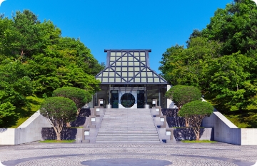 MIHO MUSEUM‗美術館棟正面玄関