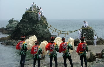 طقوس إعادة التنجيد