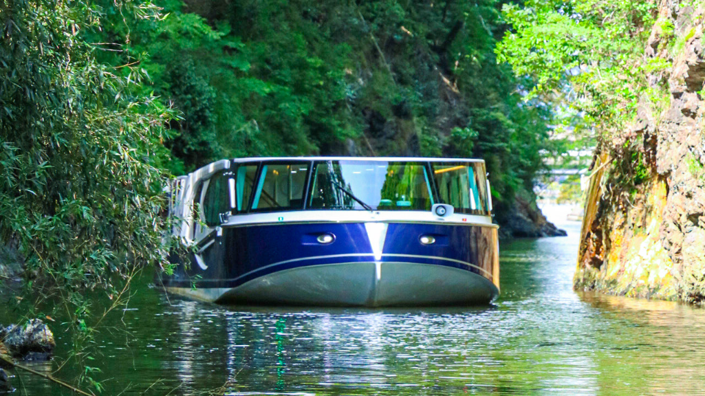 電池推進遊覧船