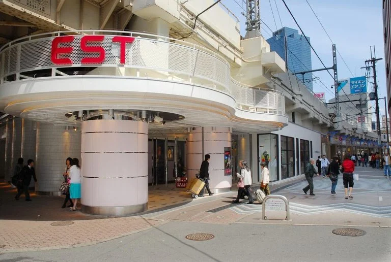 EST
