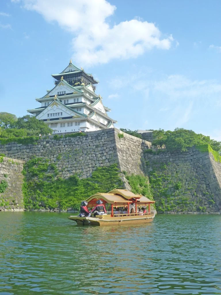 天下一の黄金の和船「大阪城御座船」