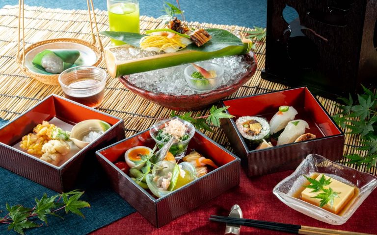 ホテル日航大阪「納涼三段弁当」