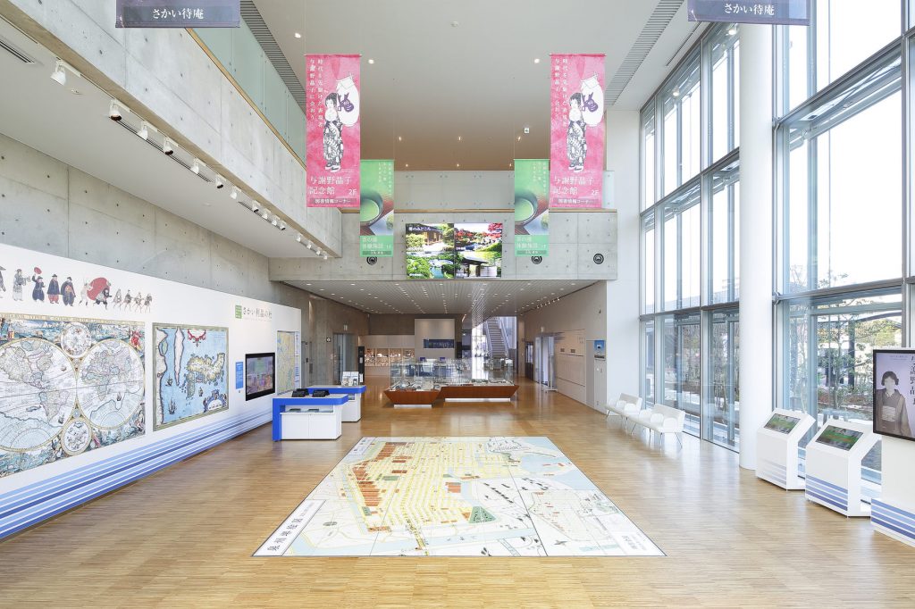 さかい利晶の杜　観光案内展示室